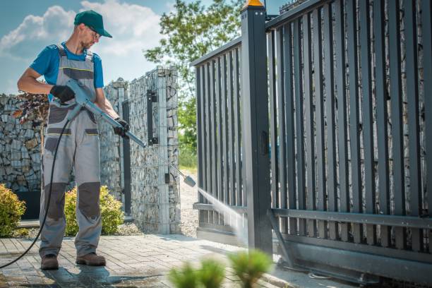 Best Driveway Pressure Washing  in Emeryville, CA